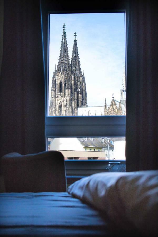 Koncept Hotel Zum Kostbaren Blut Cologne Luaran gambar